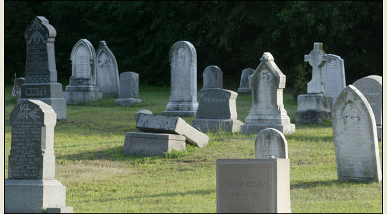 halloween-graveyard.jpg